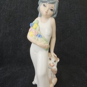 Vintage CASADES Girl Figurine Porcelain Woman Large Eyes Dog & Flowers Spain
